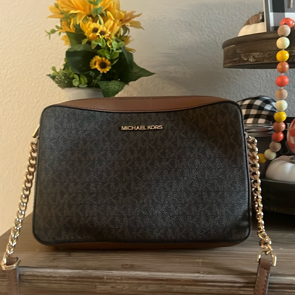 Michael Kors Crossbody bag